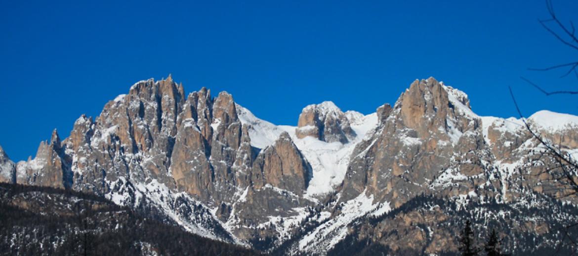 In Val di Fassa, facili escursioni con possibilità di discesa in slittino