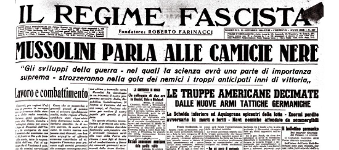 Mussolini parla alle camicie nere