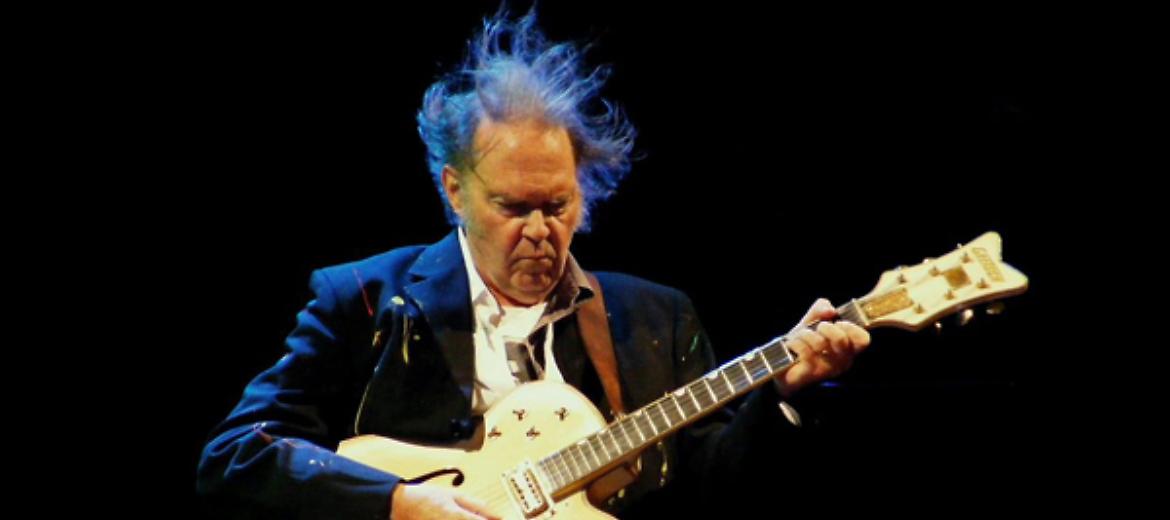 Neil Young day a Parma: films, musica e convegno
