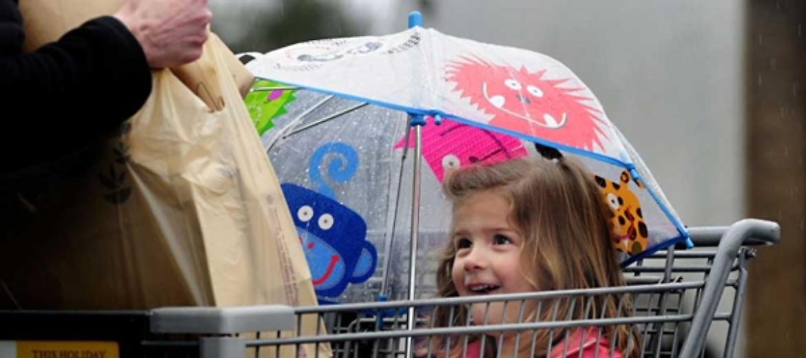 Le scarpe dei bimbi sporcano come le zampe dei cani