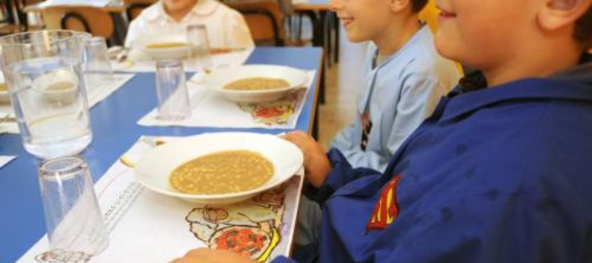Mense a scuola, 25 tipologie di tariffe personalizzate diverse