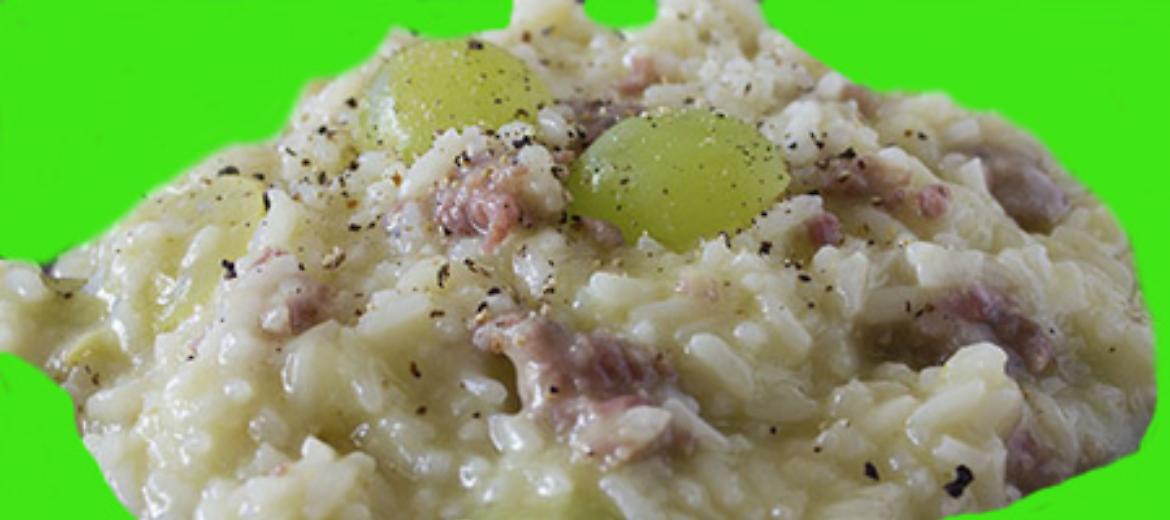 LA RICETTARisotto uva e salsiccia