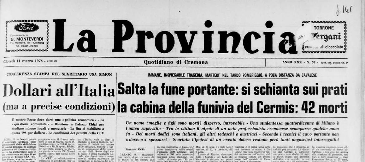 Salta la fune portante: si schianta sui prati la cabina della funivia del Cermis: 42 morti