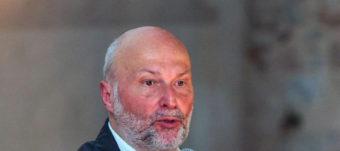 Se nell'epoca della complessità va in scena la pandemia da Covid-19Mauro Ceruti: "Il vero morbo è la semplificazione"