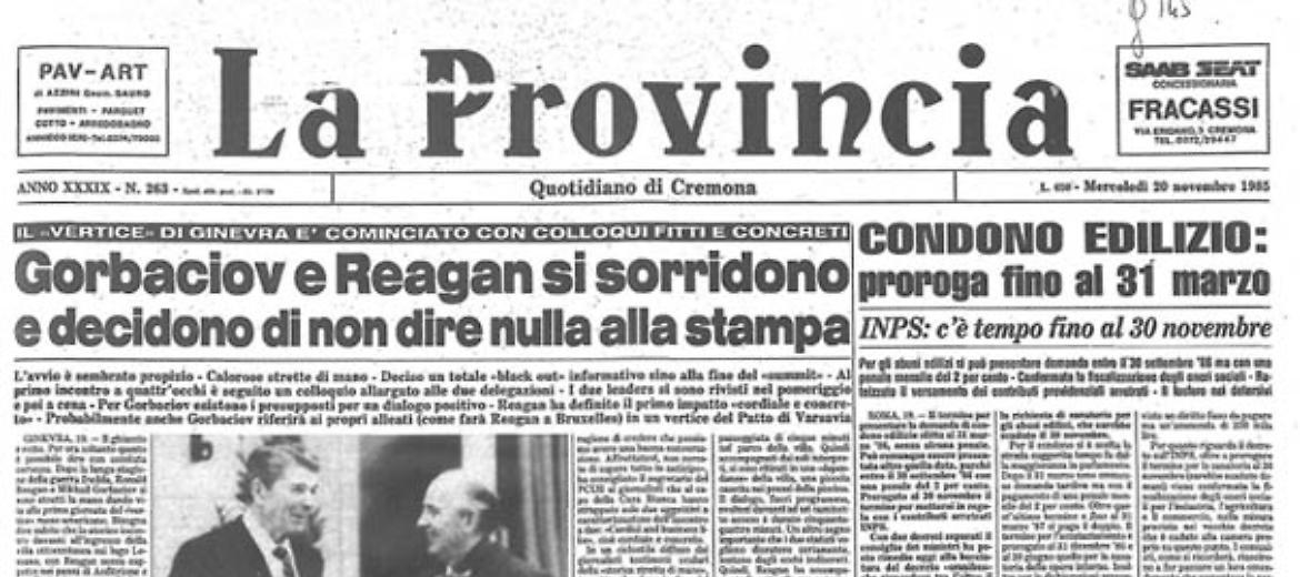 Gorbaciov e Reagan si sorridono