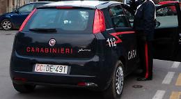 Spacciatore scaglia la bici contro i carabinieri e si dà alla fuga, arrestato