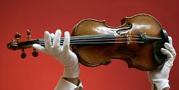 Sequestrato falso Stradivari