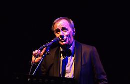 Vecchioni scuote le coscienze, San Domenico tutto esaurito