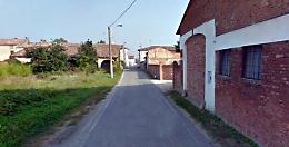 Vanno a fare la spesa, casa a soqquadro