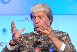 Il critico d’arte Caroli venerdì alla Camera di commercio