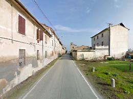 Furto in abitazione, via anello e contanti
