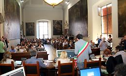 Comune: 'Rinunciamo al budget'
Ma non tutti i consiglieri dicono s&igrave;