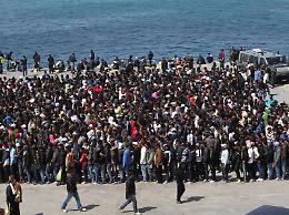 Sindaco di Lampedusa: siamo allo stremo