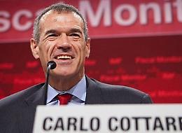 Cottarelli: "Telefono acceso? E chi mi chiama?"
