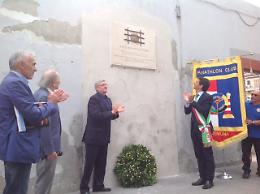 Scoperta allo 'Zini' la targa in memoria di Staccione