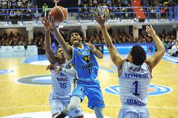Grande Vanoli, battuta la corazzata Sassari (73-72)