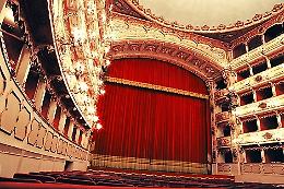 Nuova selezione di figuranti: ragazzi dai 18 ai 30 anni cercansi al teatro Ponchielli giovedì 3 marzo