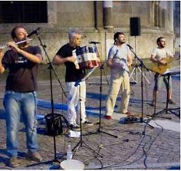 I Khaossia martedì 22 al Sax Pub