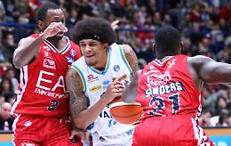 Venezia al fotofinish sulla Vanoli, ko in gara 1 (73-79)