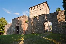 Castello in fiore a Bobbio - Mostra di piante e fiori Sabato 28 e domenica 29 Maggio 