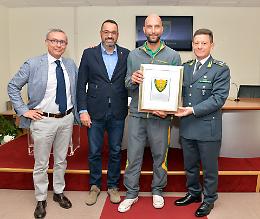 Simone Raineri premiato dalle Fiamme Gialle