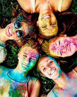 FOTO Tanta Robba Festival, le immagini dell'Holi Fun