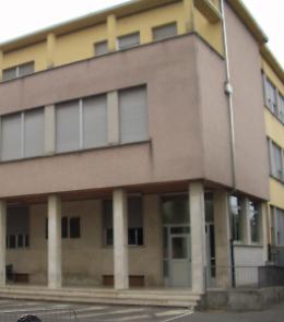 Caso alunni ‘scortati’, c’è un rinvio di due settimane