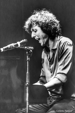 Ermal Meta al Ponchielli con lo Gnu Quartet