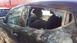 Podisti in corsa, automobili depredate dai ladri