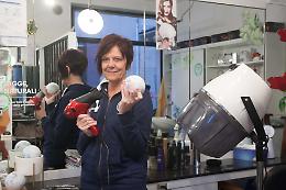 Non solo capelli, Cantarini alla conquista del mondo