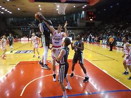 Vanoli cede all'ultimo secondo
Ora ai playoff c'è Trieste