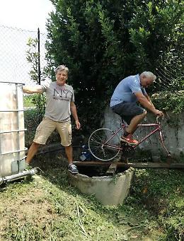 Pedalate biologiche per far bere l'orto 
