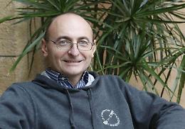 Problemi sociali e lavoro, don Bignami confermato direttore