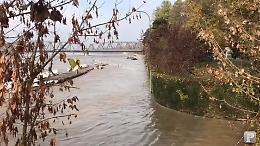 VIDEO Piena del Po: resta altissimo l'allarme nelle societ&agrave; canottieri