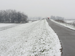 La citt&agrave; si sveglia con la neve, ma &egrave; una... spolverata