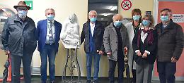 L&rsquo;arte entra all&rsquo;Oglio Po con la scultura donata da Lazzari