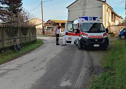 Scontro tra cicloamatori a Zanengo, un ferito