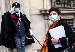 Iv di nuovo all'attacco: 'Piano vaccini insufficiente'