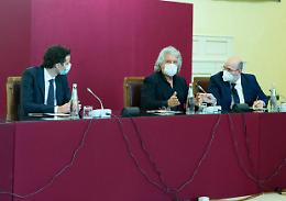 M5s: "Ci saremo con lealtà, serve una maggioranza politica solida"