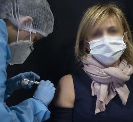 Vaccinazioni: da lunedì già  2.200 dosi