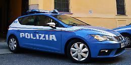 Ruba il borsello dimenticato dal benzinaio:  individuato e  denunciato