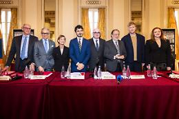 BMW Italia alla prima della Scala 2025, venti anni di partnership