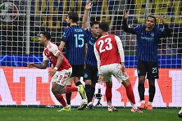 L'Arsenal sa solo vincere, Inter battuta 3-1 a San Siro