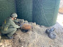 I guastatori di Cremona neutralizzano due bombe d'aereo