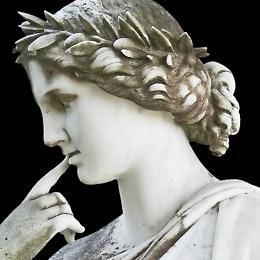 Antigone di Sofocle
Sedens audiente