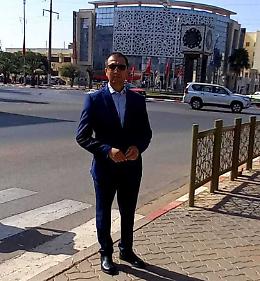 In Marocco per il figlio ma non riesce a vederlo