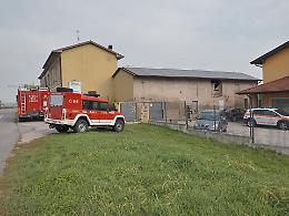 Malore in camera in un agriturismo, i vigili del fuoco forzano la porta: grave un 51enne
