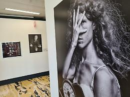Disturbi alimentari, #IOnonESISTO: inaugurata la mostra fotografica 