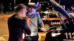 Guida il camion ubriaco, 60enne denunciato