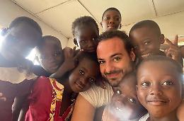 Volontario in Ghana: giochi, laboratori e sport per i bambini